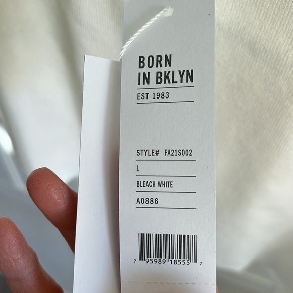 525 America white sleeveless sweater - Picture 5 of 5